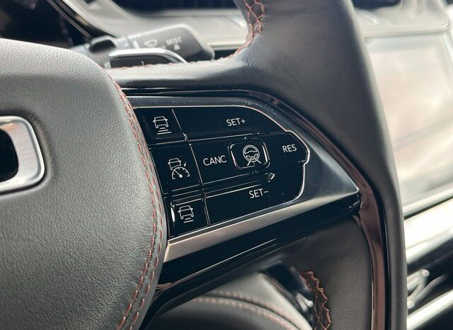 
								Jeep Grand Cherokee full									