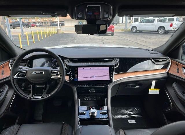 
								Jeep Grand Cherokee full									