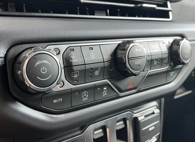
								Jeep Wrangler full									