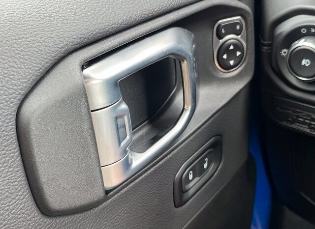 
								Jeep Wrangler full									