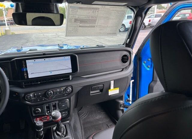 
								Jeep Wrangler full									