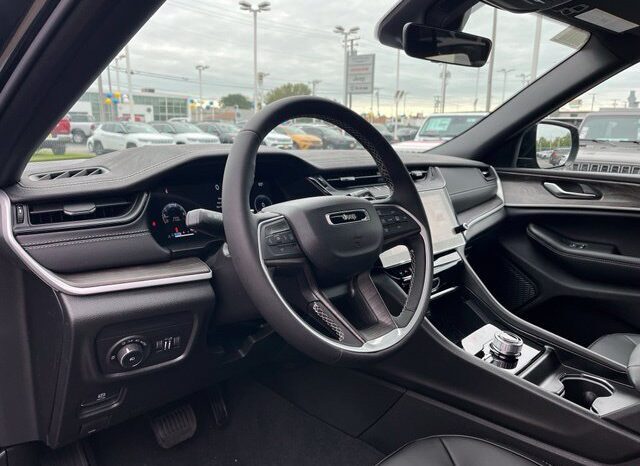 
								Jeep Grand Cherokee full									