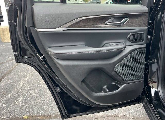 
								Jeep Grand Cherokee full									