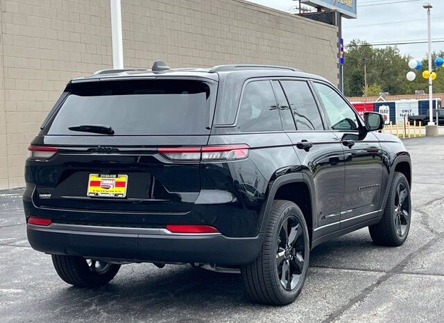 
								Jeep Grand Cherokee full									
