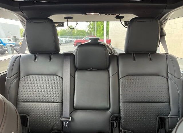 
								Jeep Wrangler full									