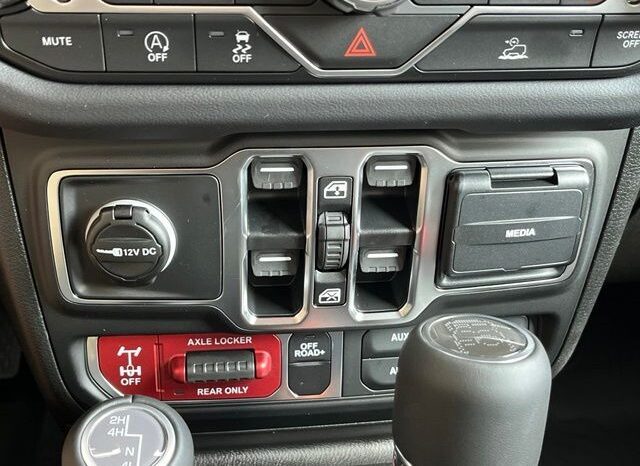
								Jeep Wrangler full									