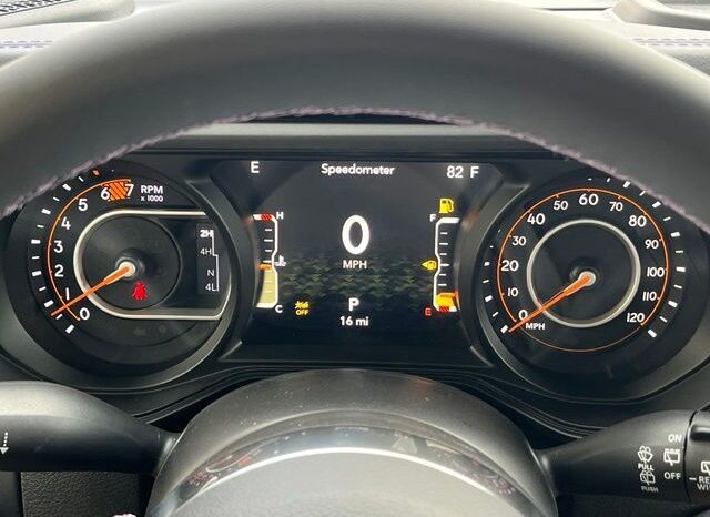 
								Jeep Wrangler full									