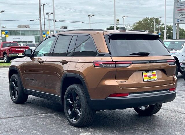 
								Jeep Grand Cherokee full									