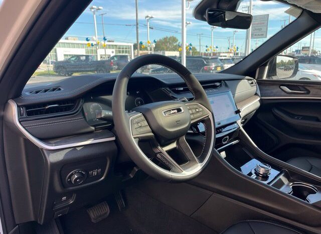 
								Jeep Grand Cherokee full									