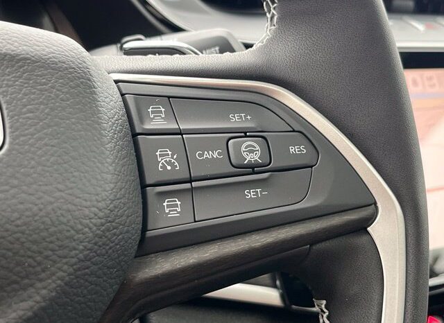 
								Jeep Grand Cherokee full									