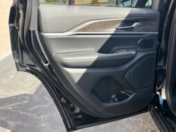 
										Jeep Grand Cherokee full									