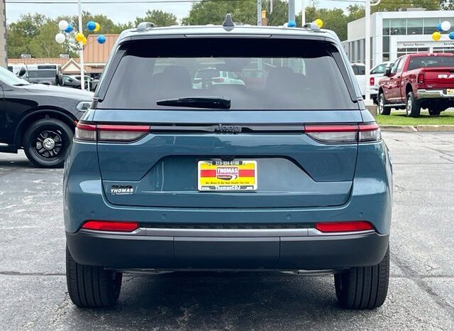 
								Jeep Grand Cherokee full									