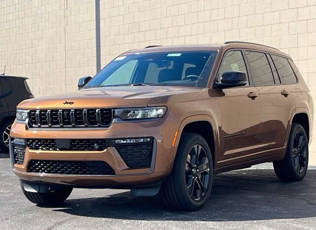 
								Jeep Grand Cherokee L full									