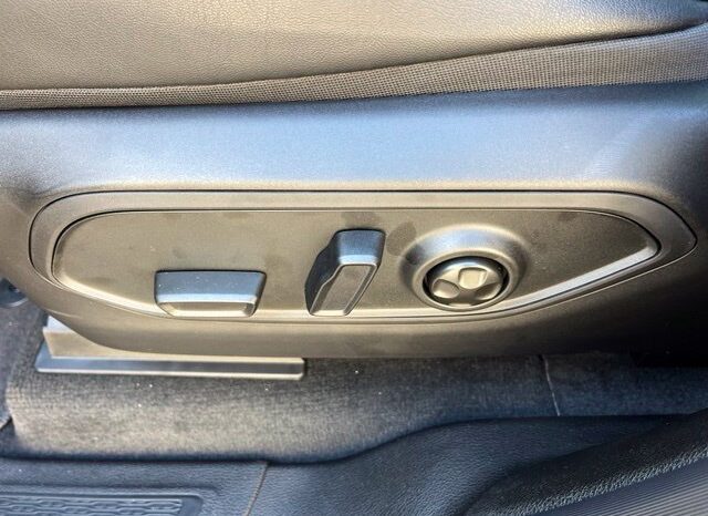 
								Jeep Grand Cherokee L full									