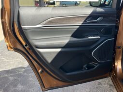 
										Jeep Grand Cherokee L full									