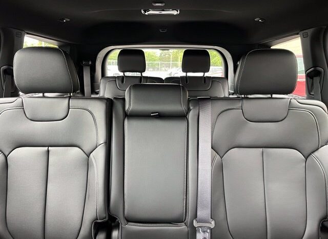 
								Jeep Grand Cherokee L full									