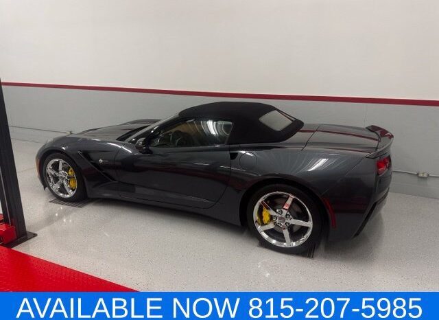 
								Chevrolet Corvette Stingray full									