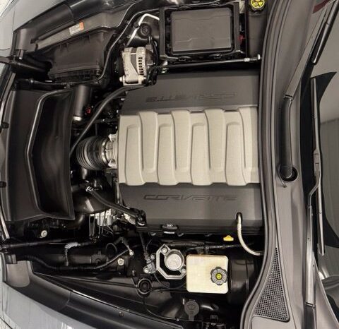 
								Chevrolet Corvette Stingray full									