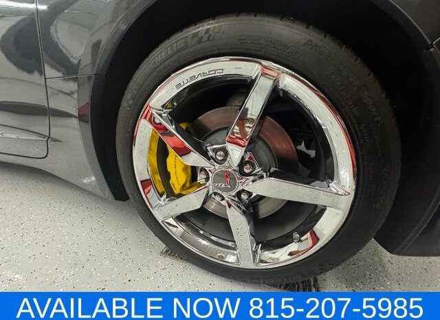 
								Chevrolet Corvette Stingray full									
