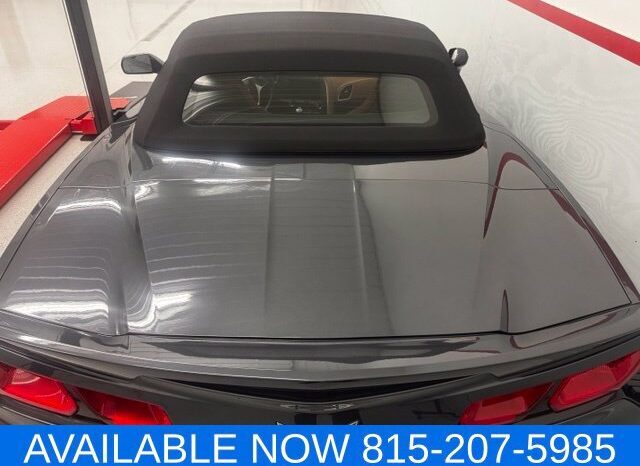 
								Chevrolet Corvette Stingray full									