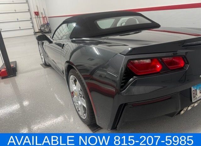 
								Chevrolet Corvette Stingray full									