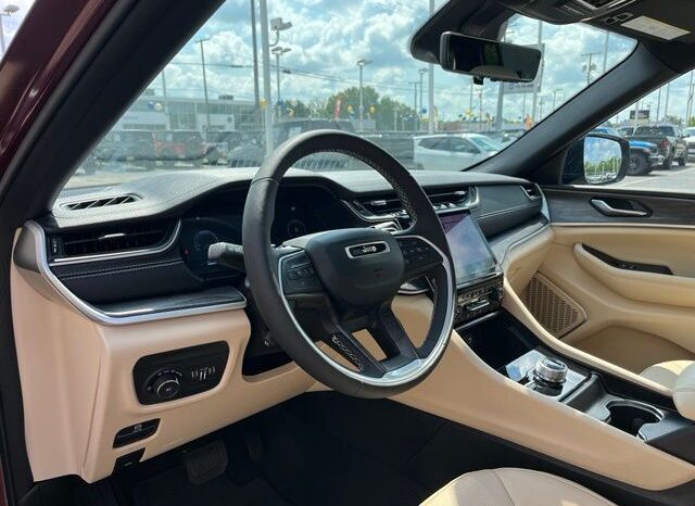 
								Jeep Grand Cherokee full									