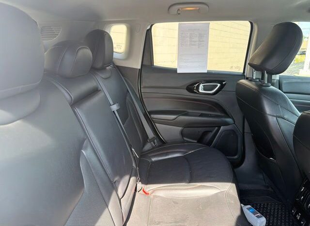 
 Jeep Compass full									