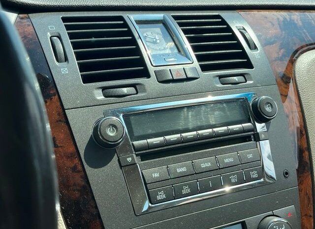 
 Cadillac DTS full									