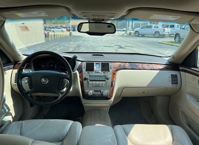 
 Cadillac DTS full									
