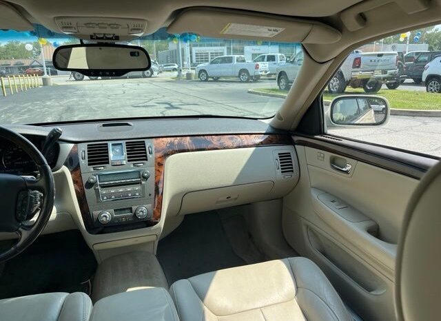
 Cadillac DTS full									