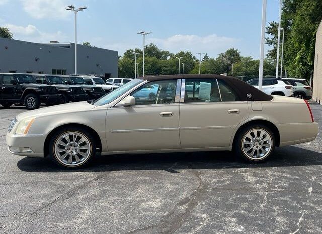 
 Cadillac DTS full									