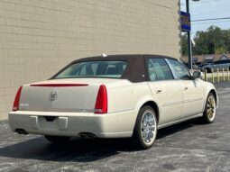 
 Cadillac DTS full									