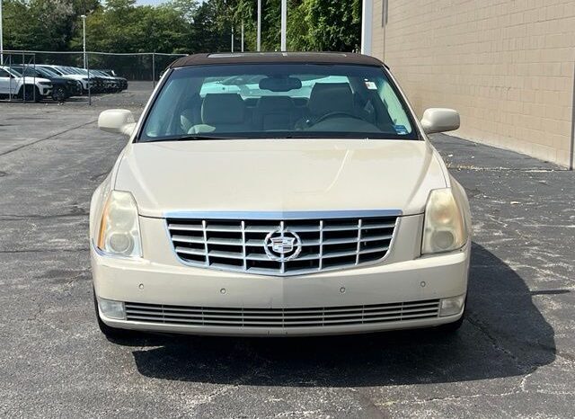 
 Cadillac DTS full									