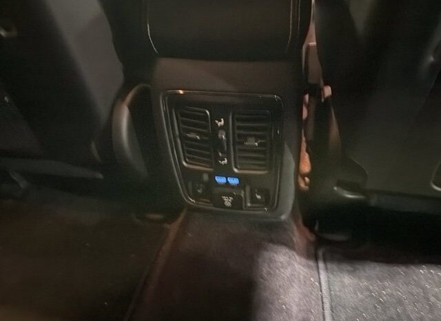 
								Jeep Grand Cherokee full									