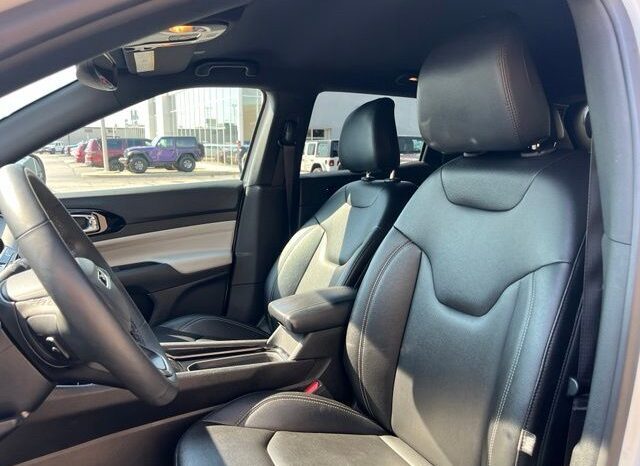 
								Jeep Compass full									