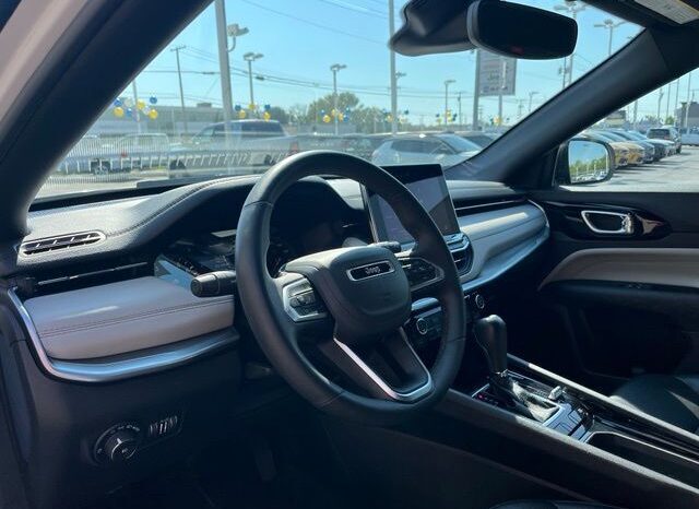
								Jeep Compass full									