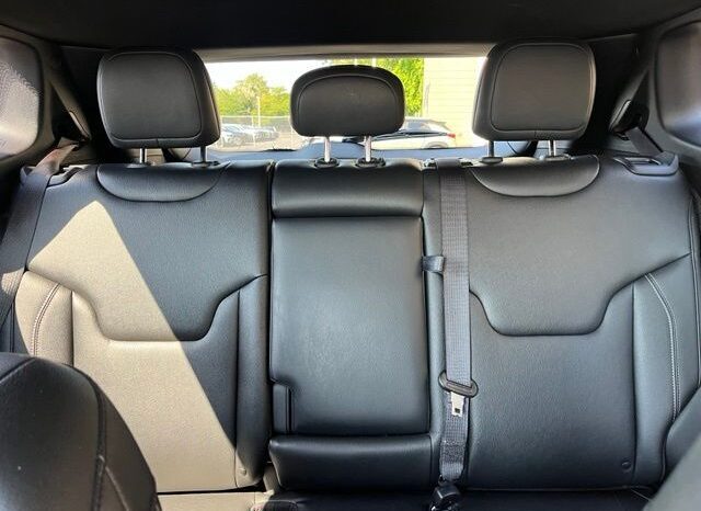 
								Jeep Compass full									