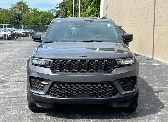 
								Jeep Grand Cherokee full									