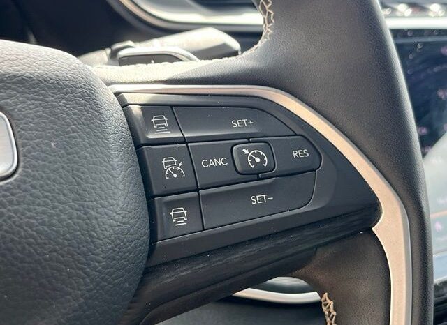 
								Jeep Grand Cherokee full									