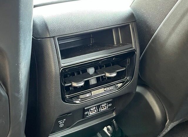 
								Jeep Grand Cherokee full									