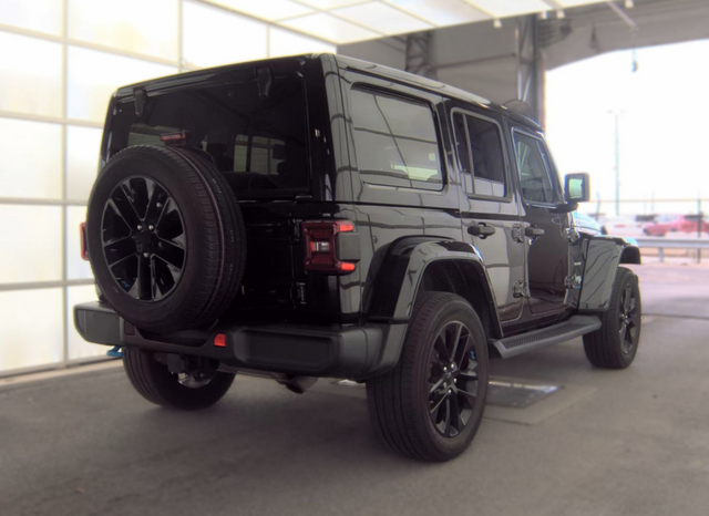 
 Jeep Wrangler full									