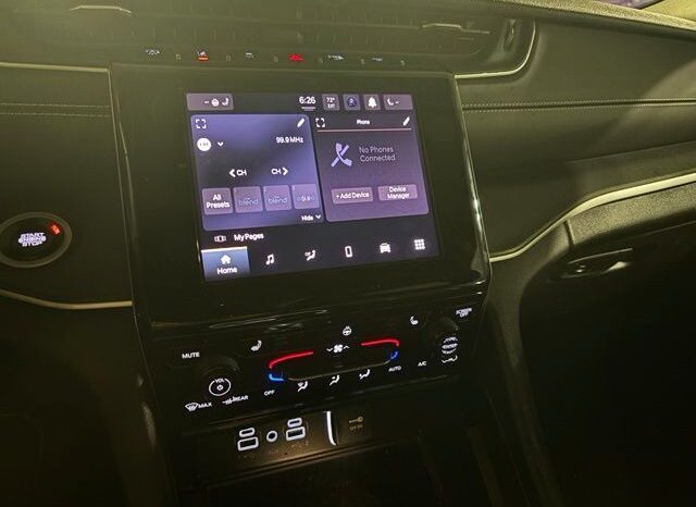 
								Jeep Grand Cherokee L full									