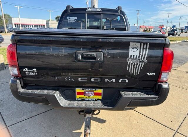 
								Toyota Tacoma full									