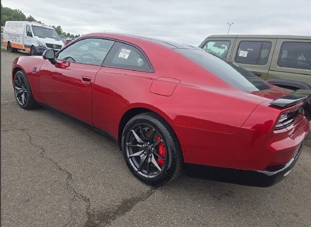 
								Dodge Charger Daytona full									