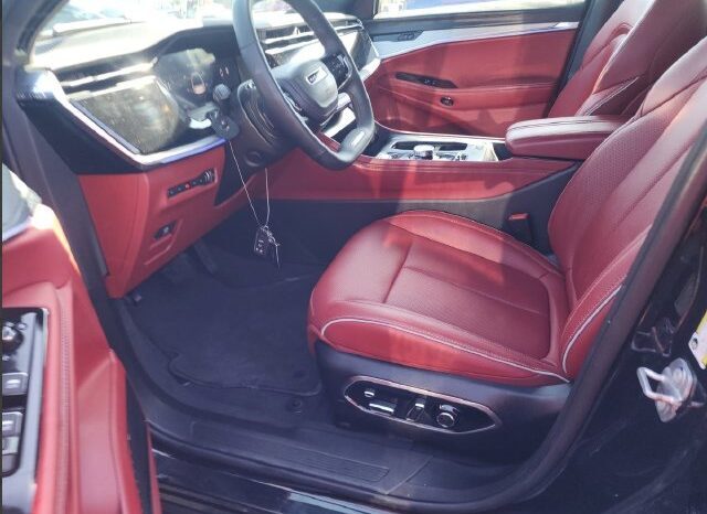 
								Jeep Wagoneer S full									