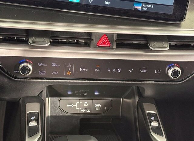 
								Kia Sorento full									