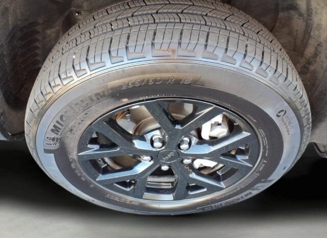 
								Jeep Grand Cherokee full									