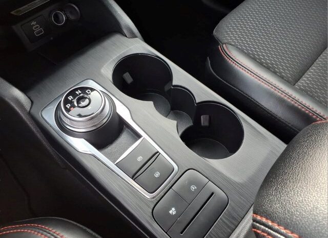 
								Ford Escape full									