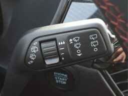 
										Ford Escape full									