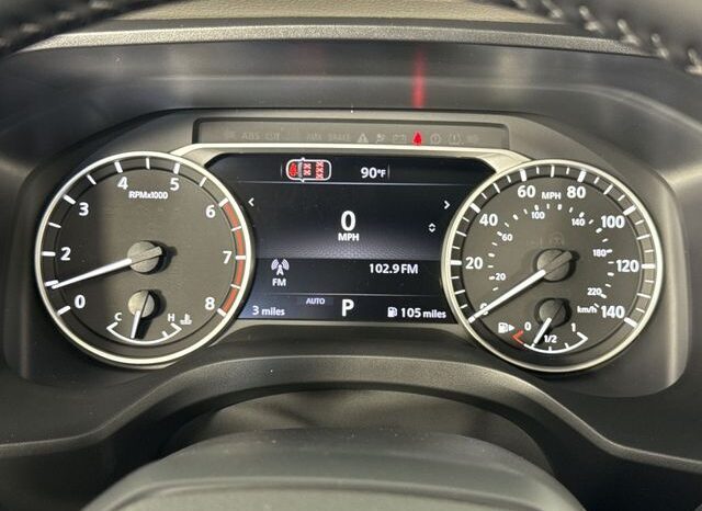 
								Nissan Rogue full									